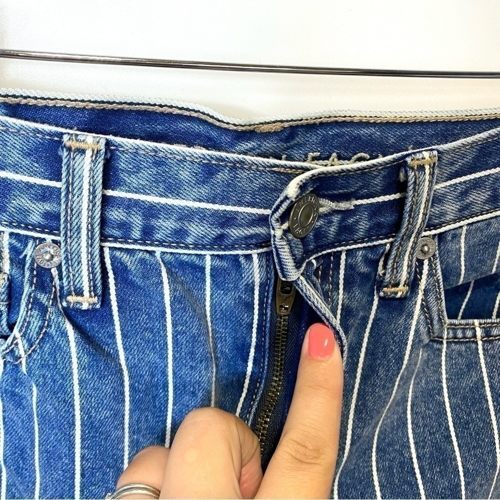 American Eagle Mom Jeans Womens 2 Reg Blue White Stripe - Picture 9 of 11